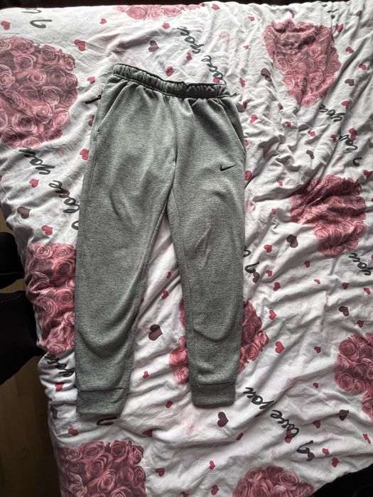 Nike Therma-Fit долнище