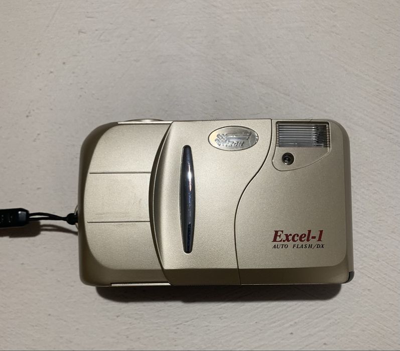 Aparat foto cu film 35 mm Excel-1