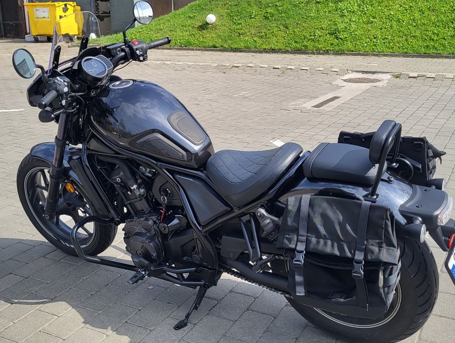Vand Honda Rebel 1100 DCT an 2022- preț 8500 e