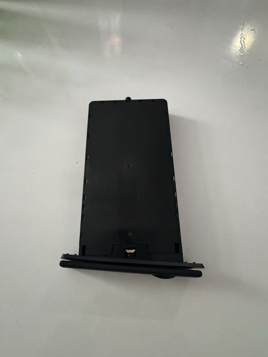 Продавам къпхолдер за Бмв Е60