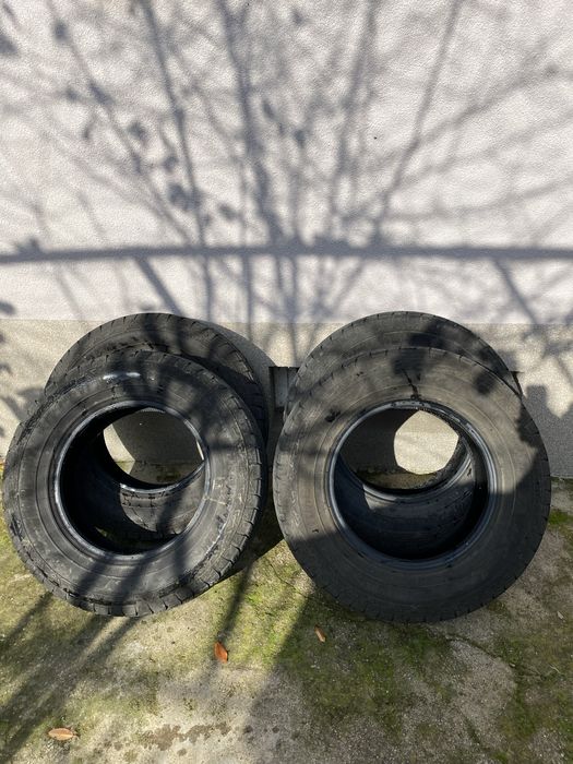 Гуми за джип 235/70 17ки