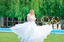 Rochie de mireasa cu trena si voal 2,5 mLa Novia