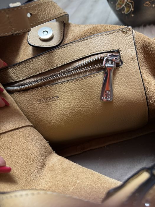 Бежова чанта от естествена кожа