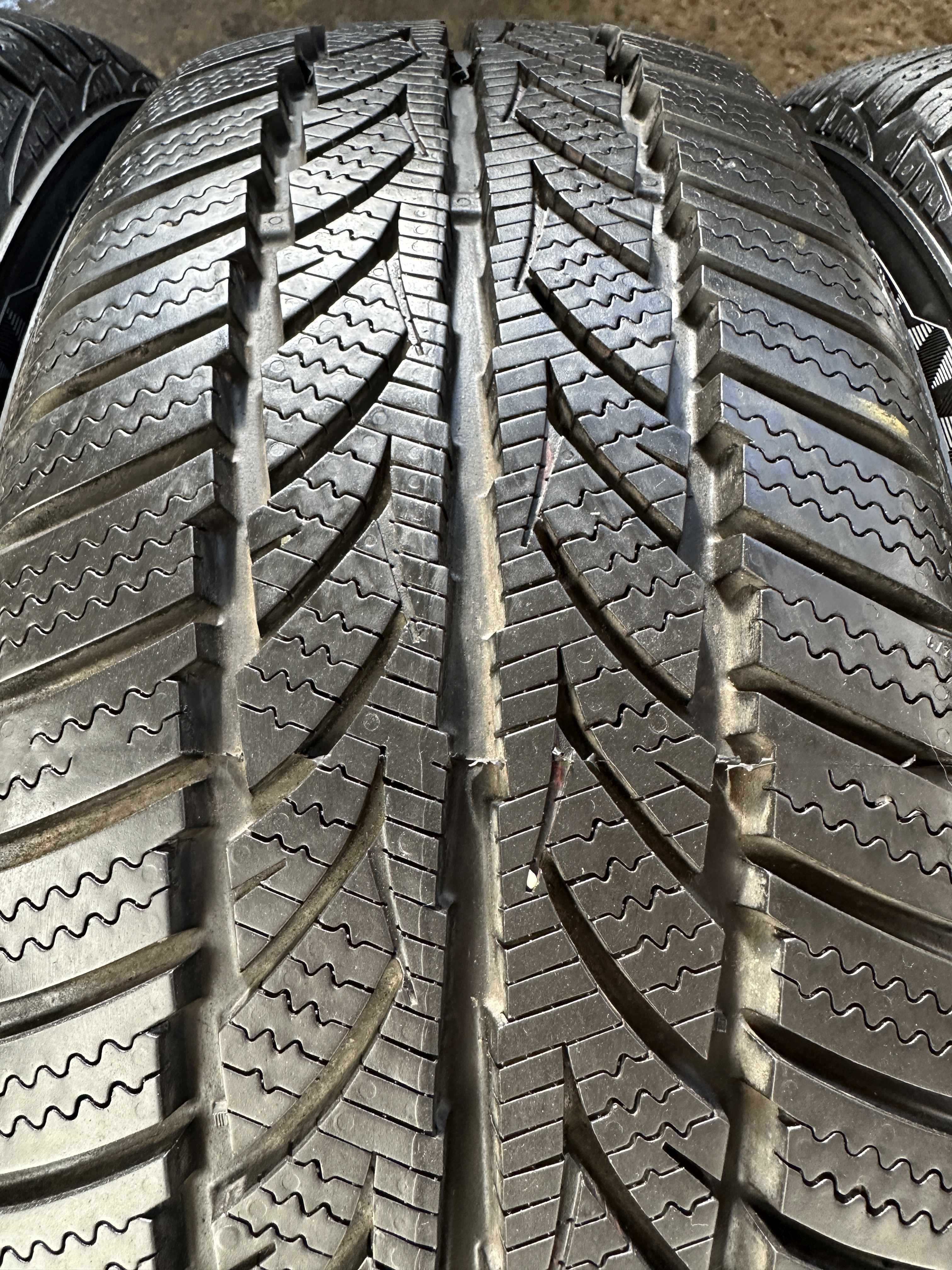 SET 4 Anvelope Iarna 195/55 R16 87h SPORTIVA Snow Win 2