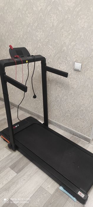 Продам беговую дорожку