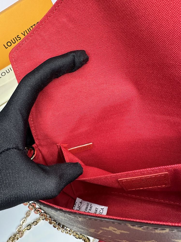 Geanta Louis Vuitton model FELICIE piele canvas 100% cutie cadou
