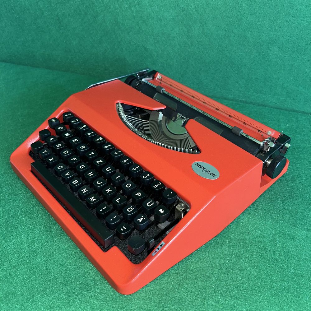 masina de scris HERMES