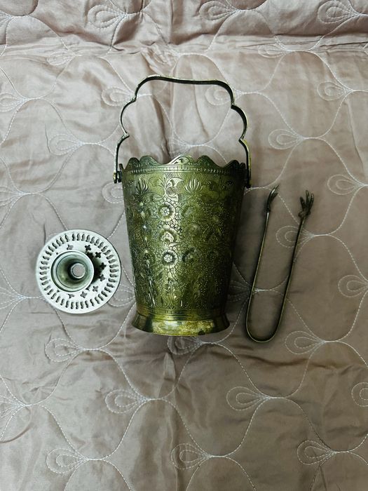 Ведерко для льда с щипцами под  шампанского с шипцами Мельхиор. Индия