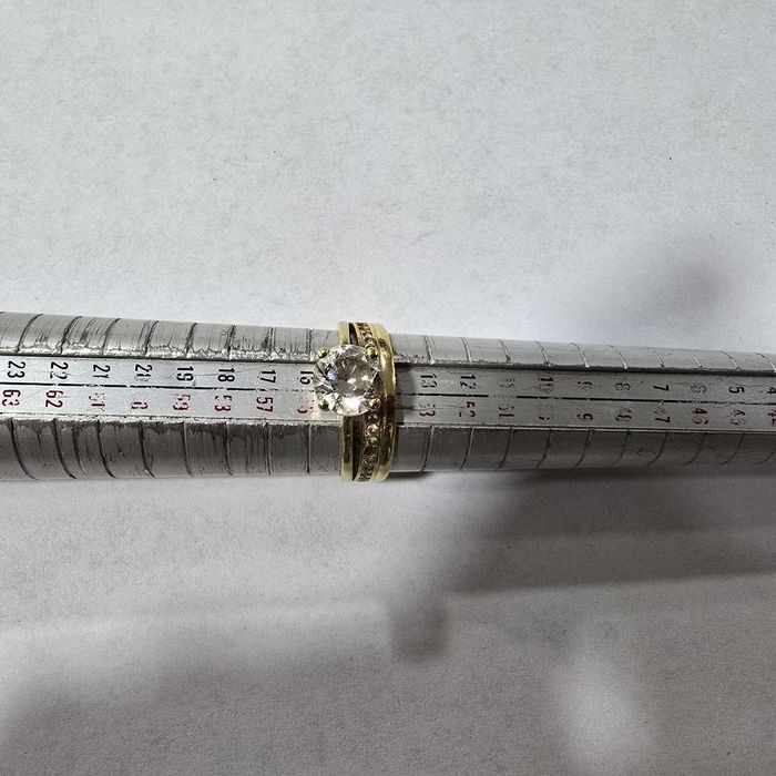 Златен пръстен 14 карата