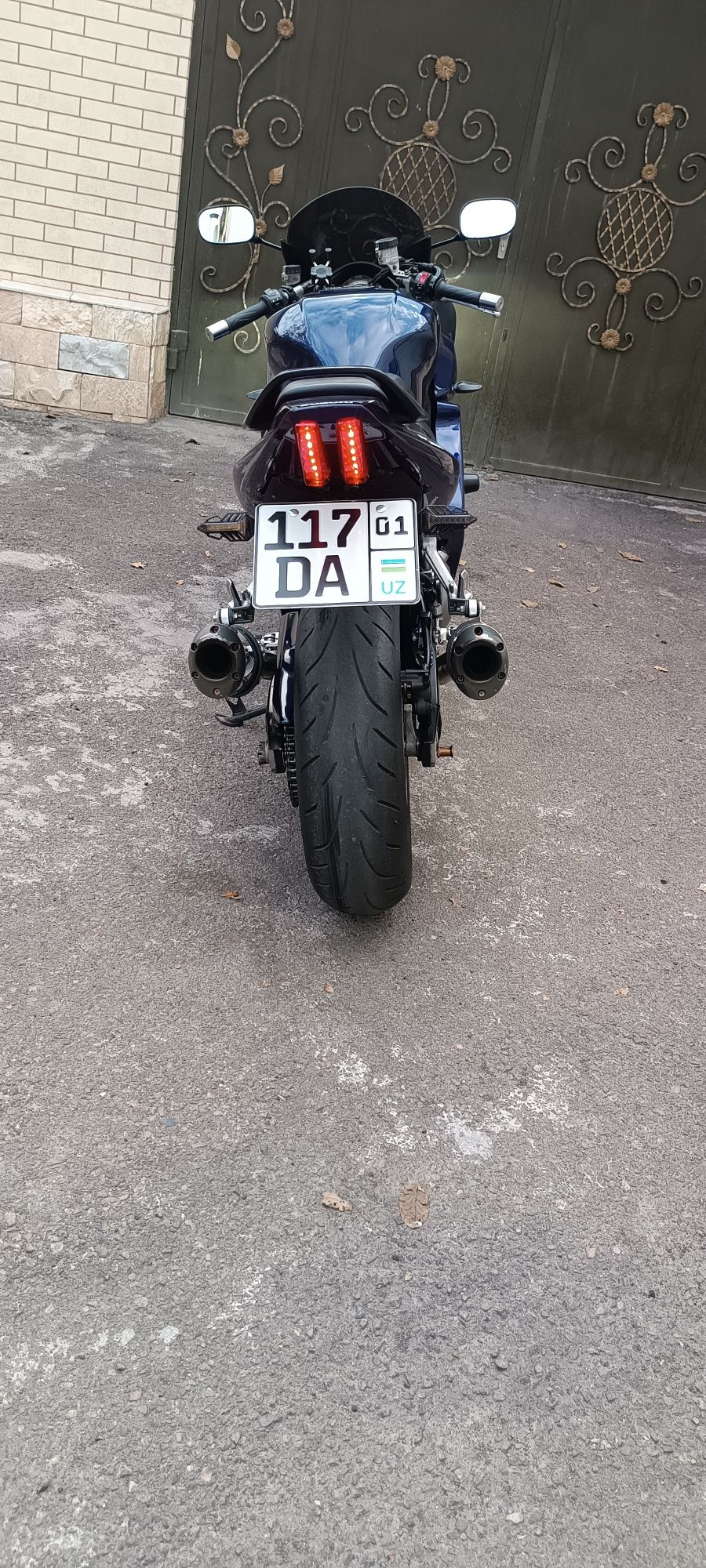 Продаю suzuki SV1000 год 2006