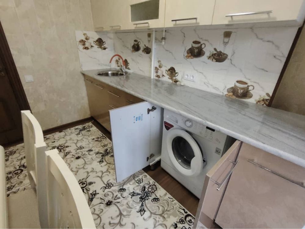 Здаётся квартира в аренду 3 комнотная