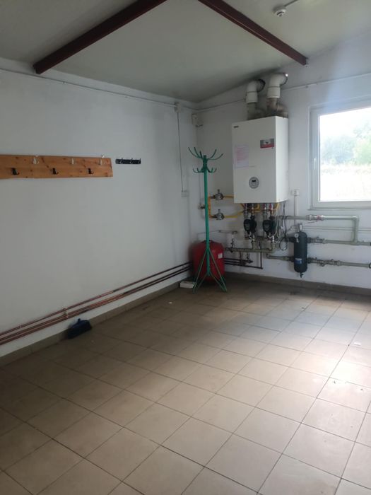 Hala de inchiriat in oras