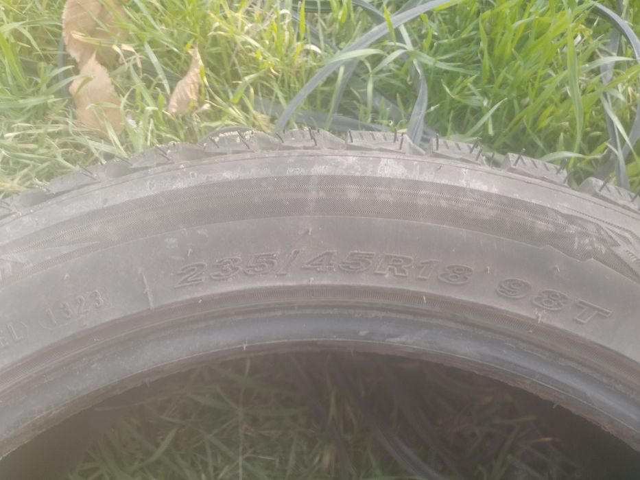 Продам шины зимние