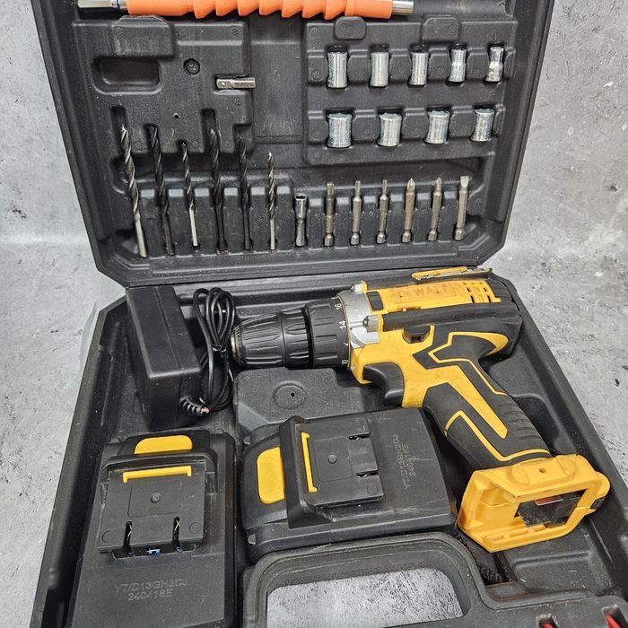 Шуруповерт Dewalt(Риддер)Независимости34(лот794568)