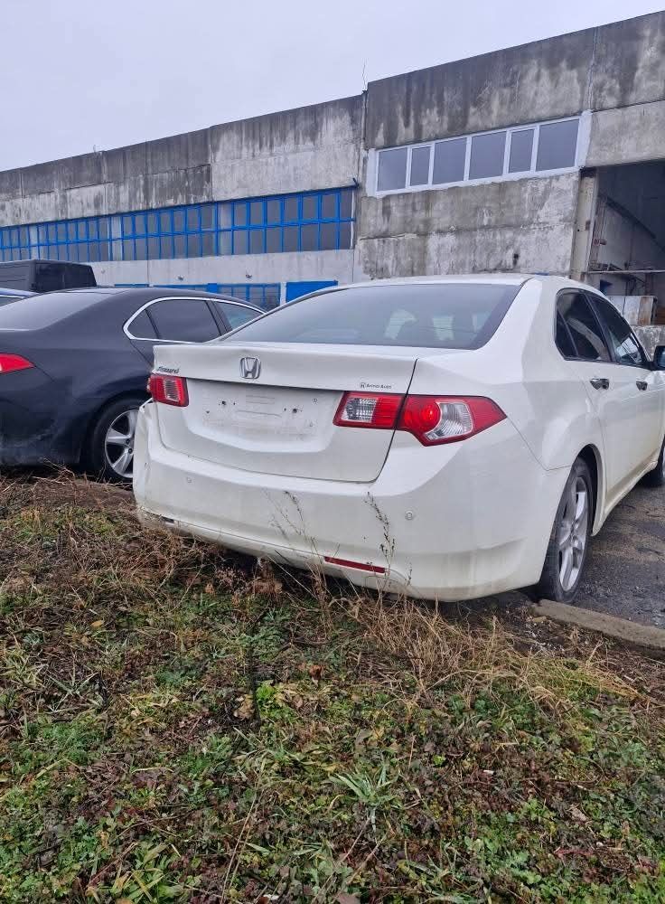 Honda accord Ляв волан 2.2i-dtec На части