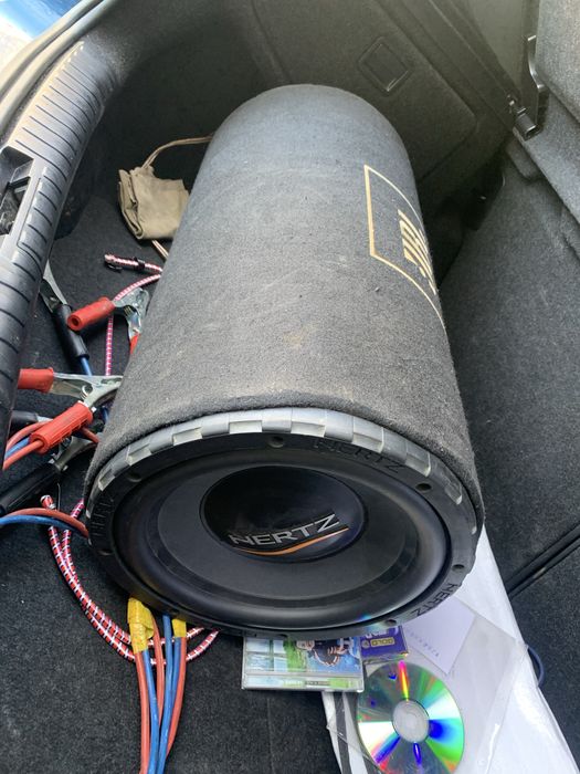 Subwoofer auto hertz