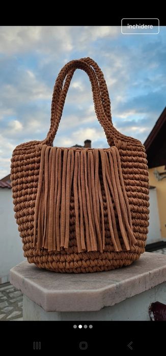 Geantă crosetata manual