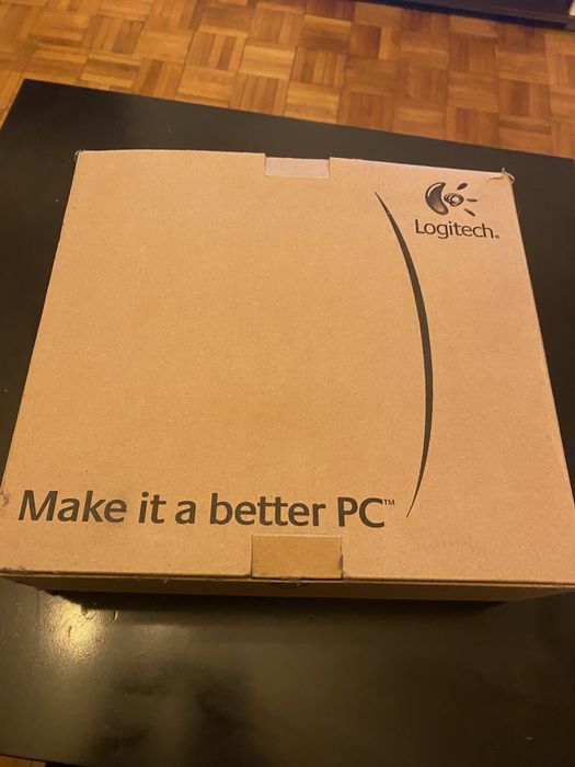 Logitech S-220 2.1 – Boxe + Subwoofer – Sunet clar și bass puternic