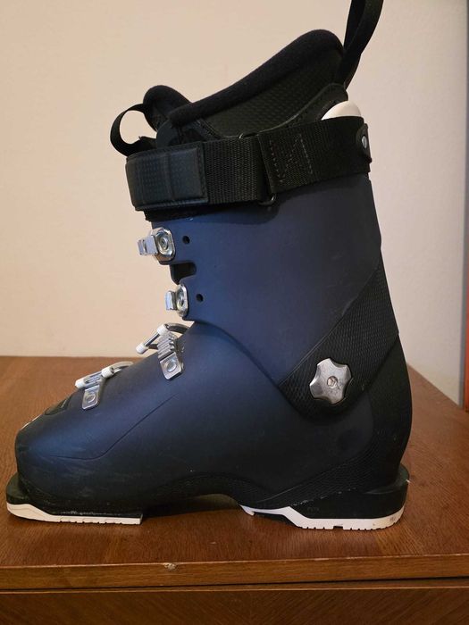 OCAZIE!CLĂPARI FEMEI -mărimea 40-41 ,folosiți o singură dată-450 ron