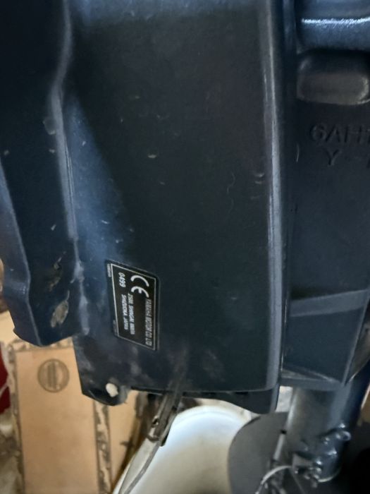 Motor yamaha 9.9