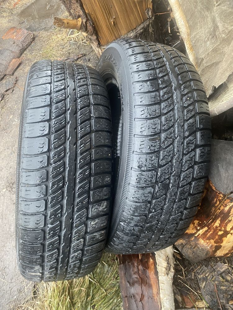 Продам резину 205/65 R15