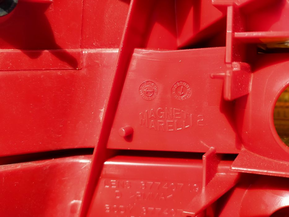 Set stopuri Triple Golf 4 Mk4 Originale Oem Magneti Marelli