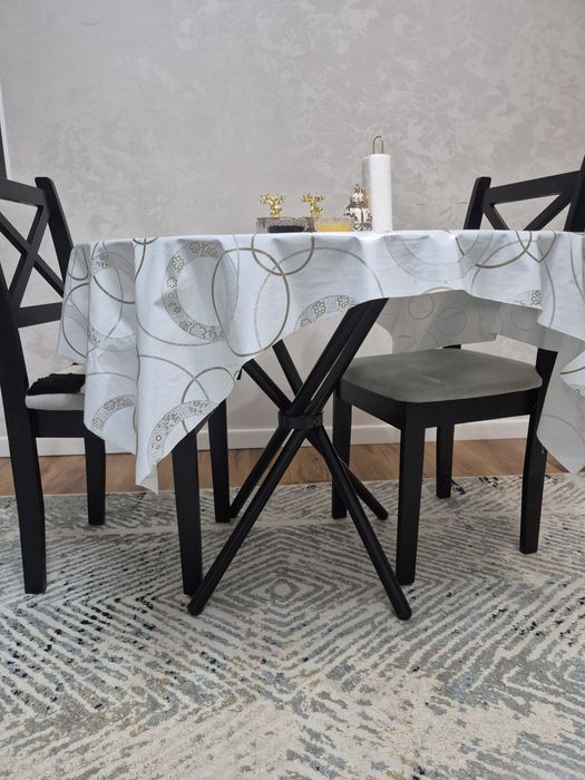 Продам стол со стульями