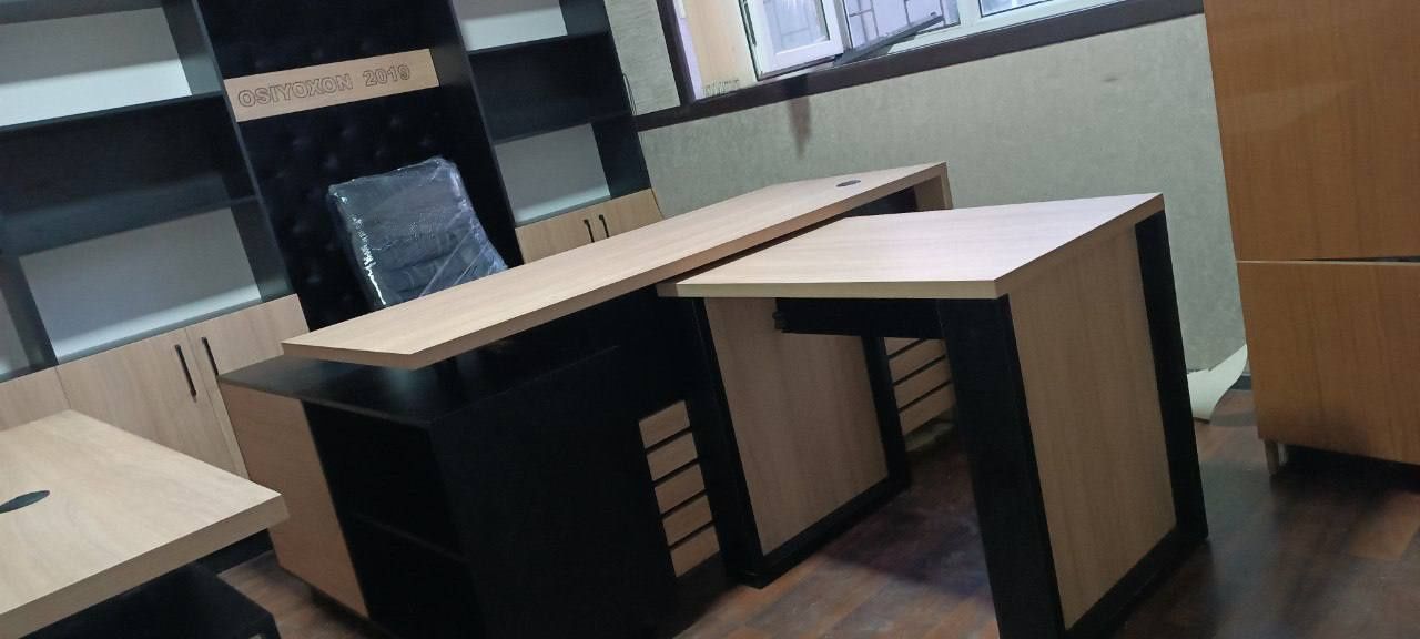 Ofis uchun zamonaviy va korkam mebellar zakas asosida tayinlap berilad