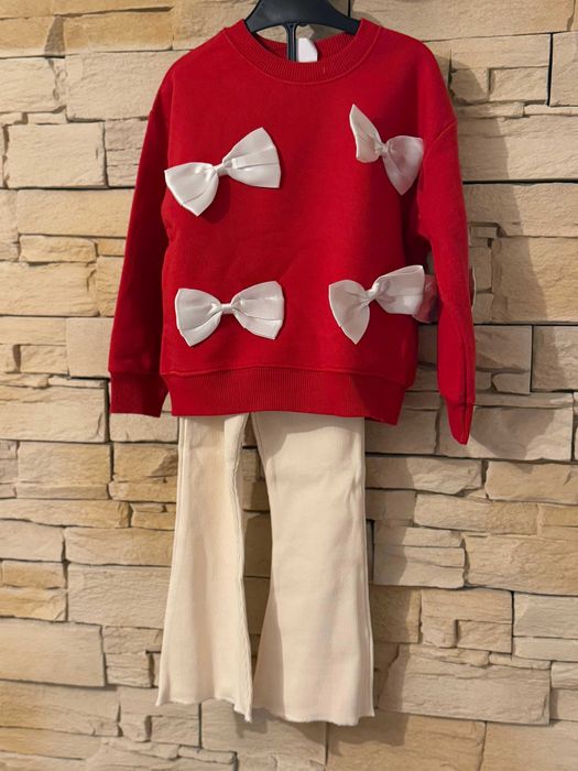 Compleu pantalon și bluza