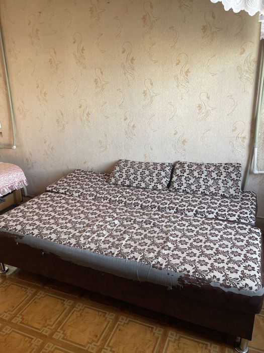 Два дивана и кресло