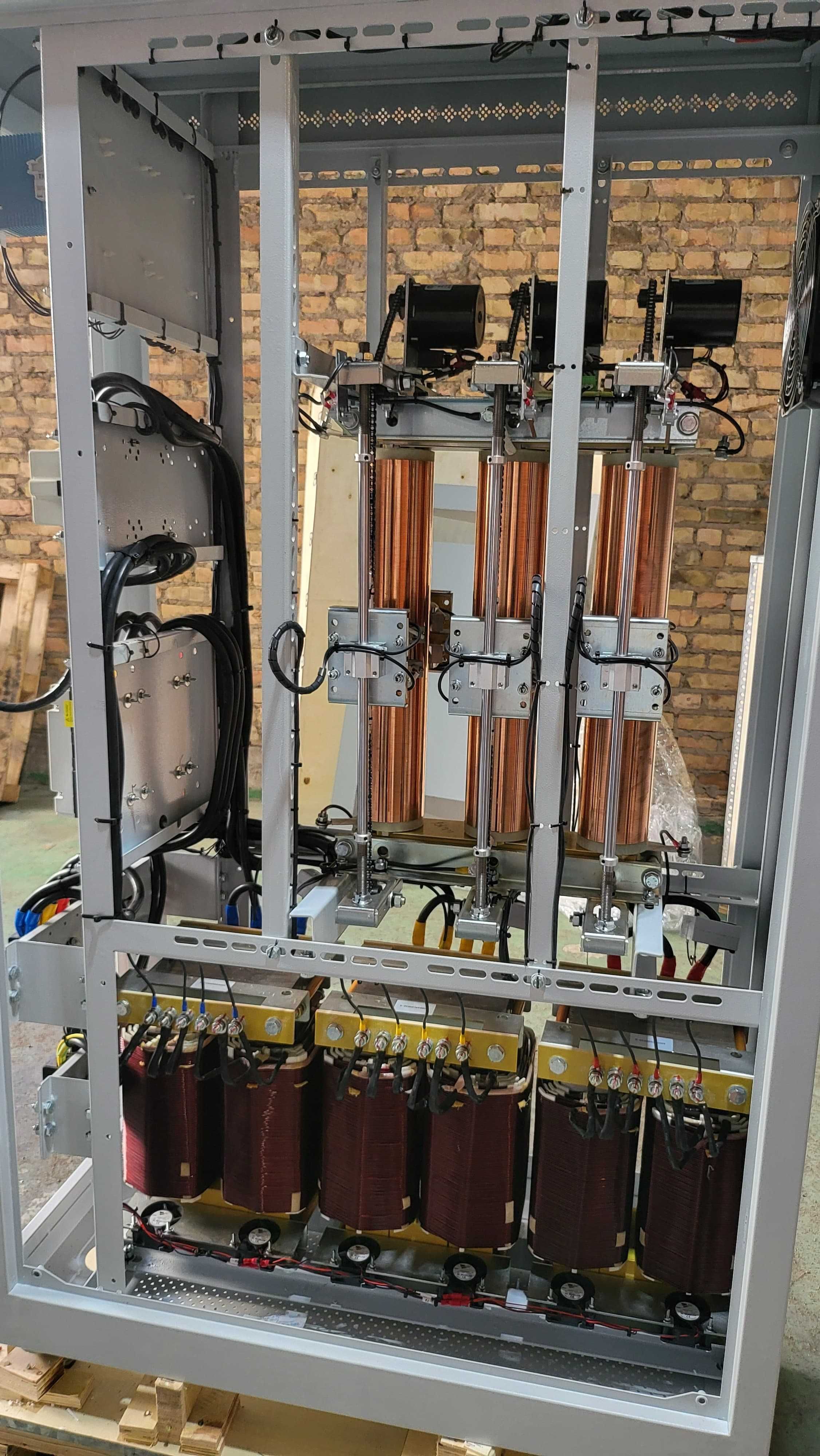 Cтабилизатор напряжения 80кВА, 380В, PowerPik PROM