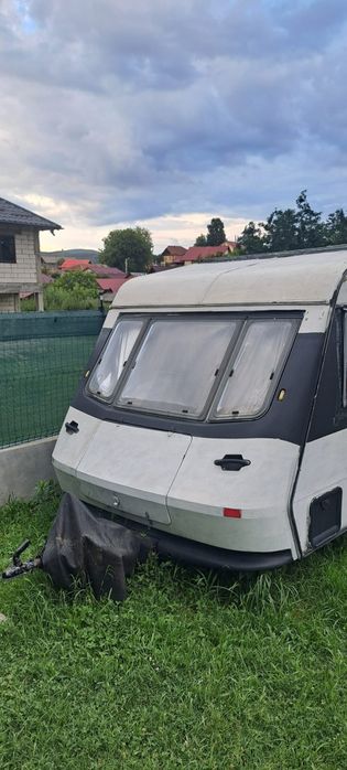 Rulota Elddis Hurricane GT din 01.06.1997 (doar 968 kg greutate)