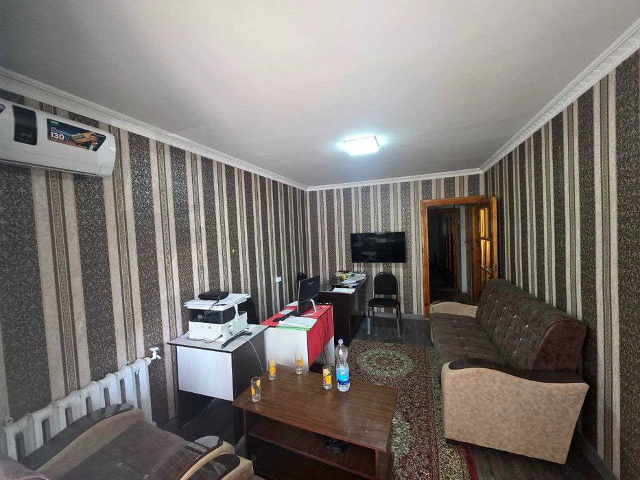 Продаётся 2х комн квартира на 1 этаже Ор-р Университет