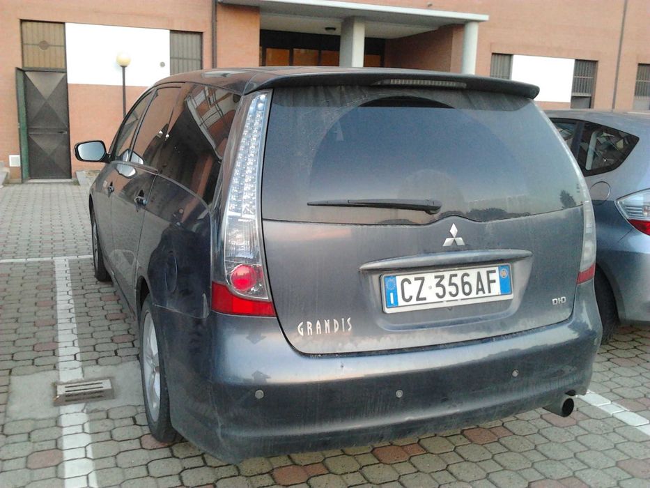 Mitsubishi Grandis