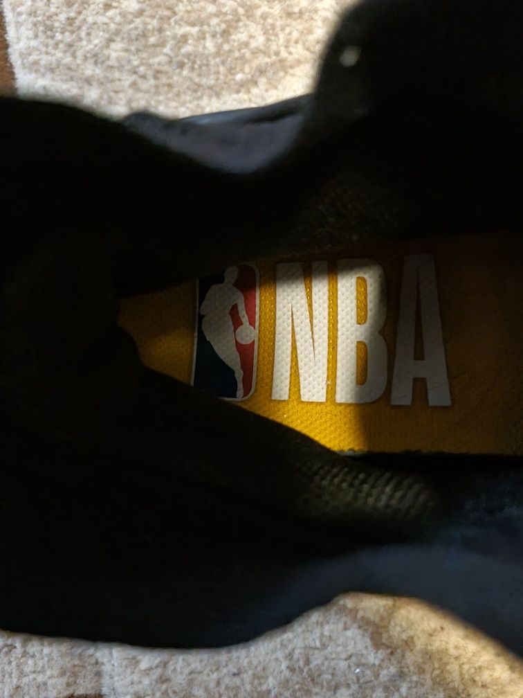 Adidasi Baschet NBA Lakers