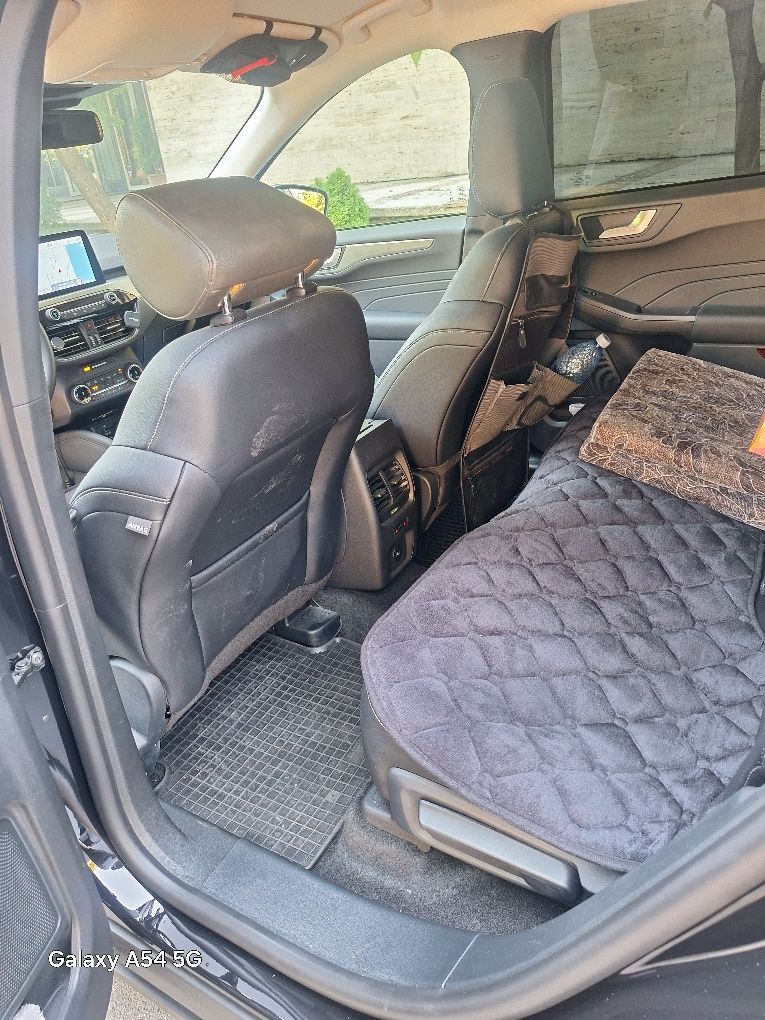 Ford kuga full hibrid 4x4 Titanim x