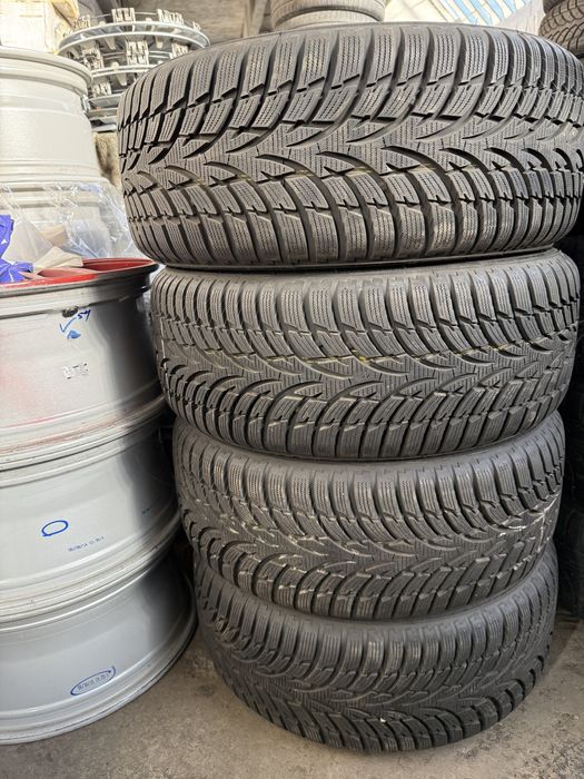 Jante tabla BMW cu anvelope iarna 225/55 R16 NOKIAN WRD3