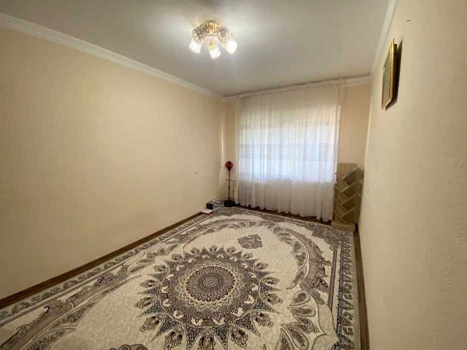 Срочно продается 5х комнатная квартира 83 кв4*5/5/5 в Юнусободе 77000$