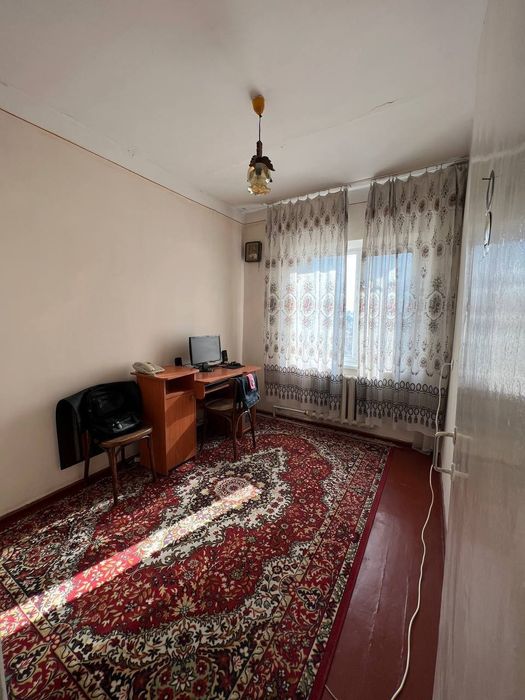 Qizlarga kvartira oila bilan turishga