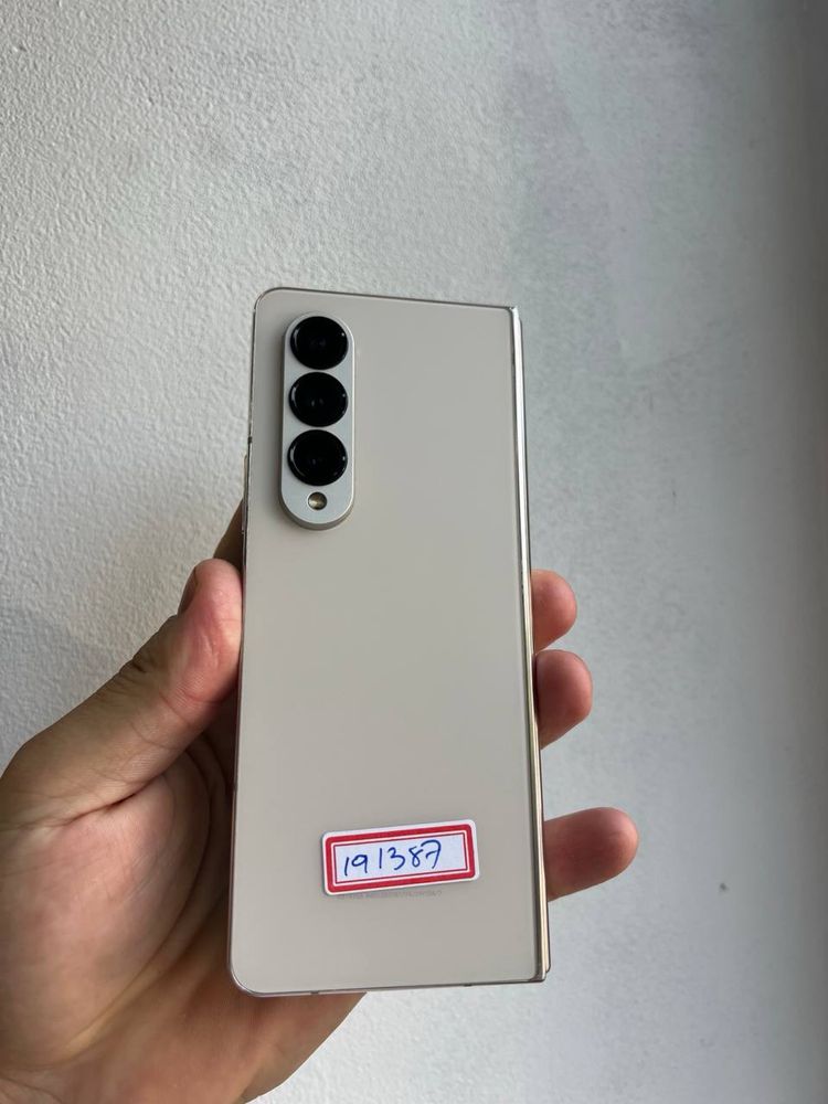 Samsung Z Fold 4