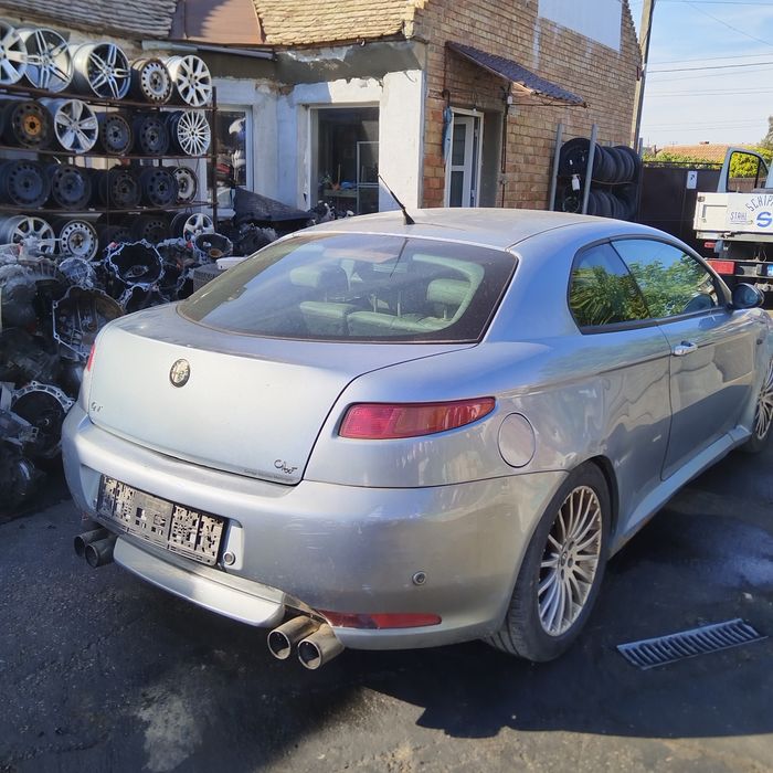 Stop stanga/dreapta Alfa Romeo GT Coupe an 2003-2010