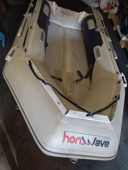 Надуваема лодка Хонда 3.20м с надуваемо дъно
