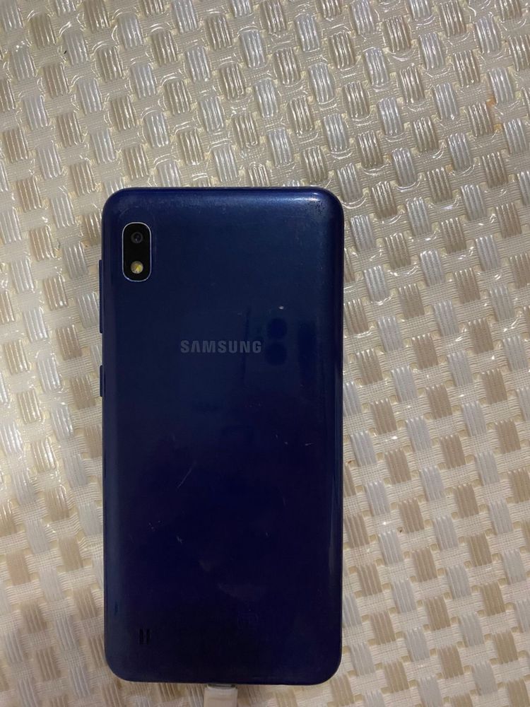 Samsung Galaxy A10