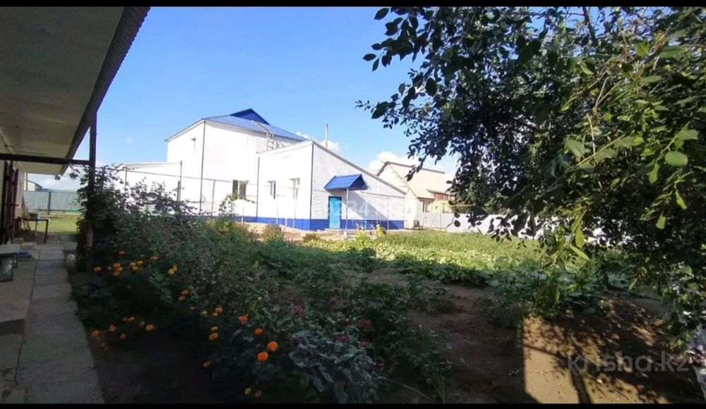 Продаётся двухэтажный коттедж