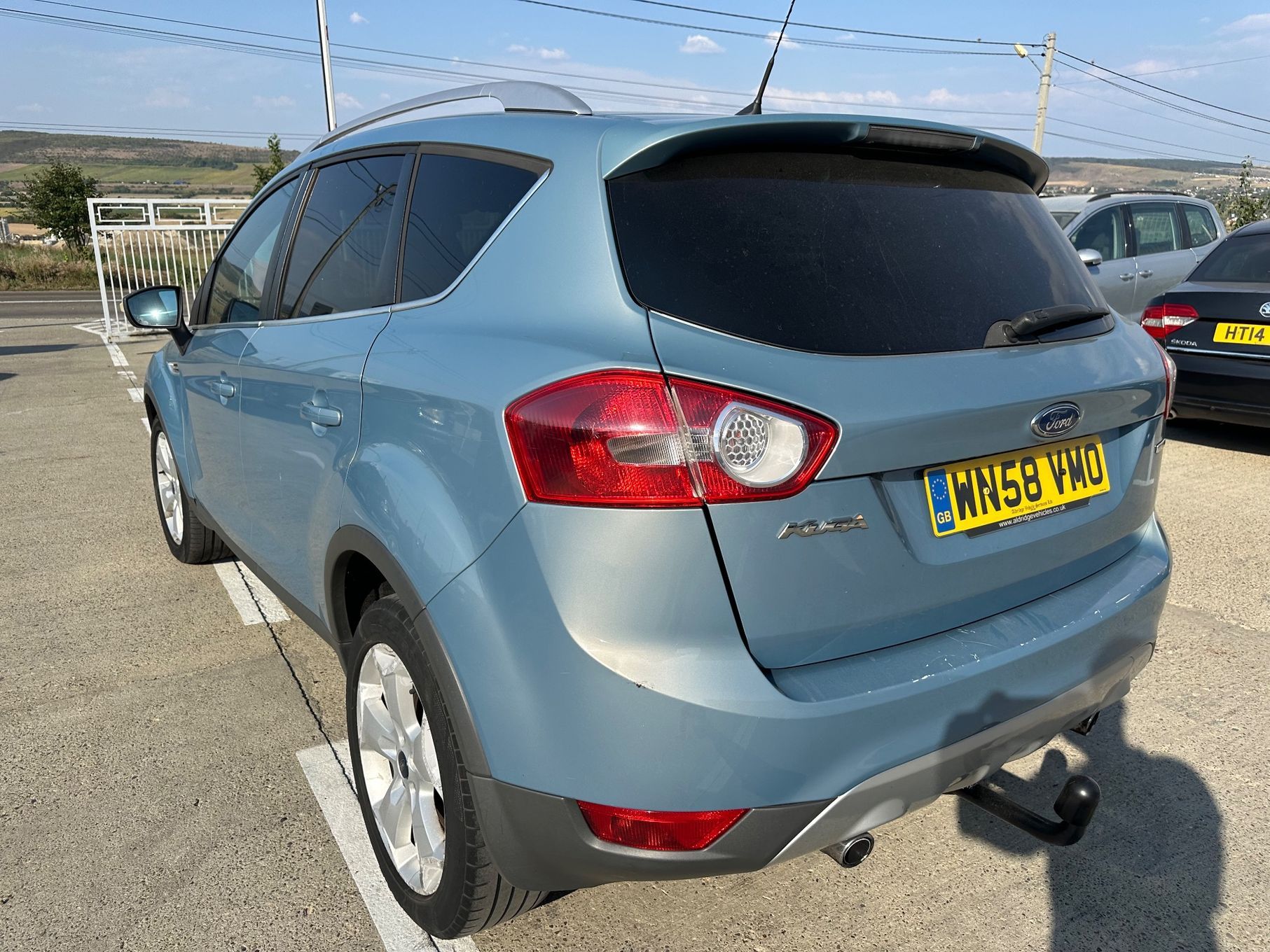 Dezmembrez / Dezmembrari / Piese / Accesorii Ford Kuga albastra 2008 2.0 tdi 4x4 136 cp