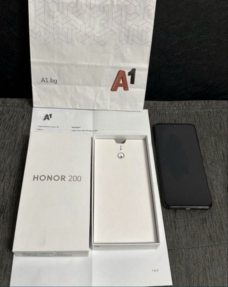 КАТО НОВ 512GB Honor 200 12GB 5G Гаранция A1 2026г. Black / Черен