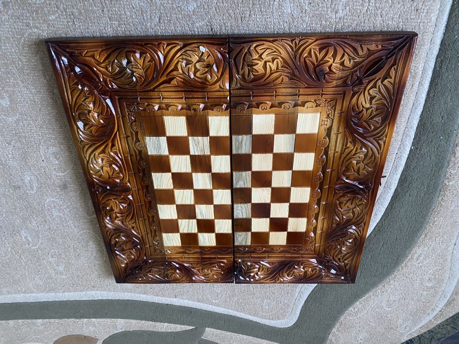 Продам ШахНарды ручная работа.