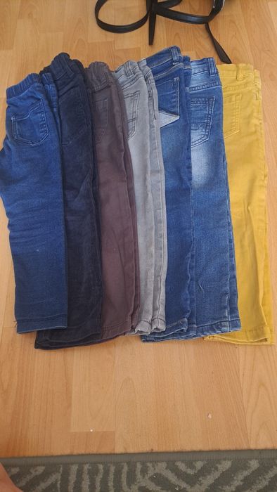 Lot pantaloni 3-4 ani
