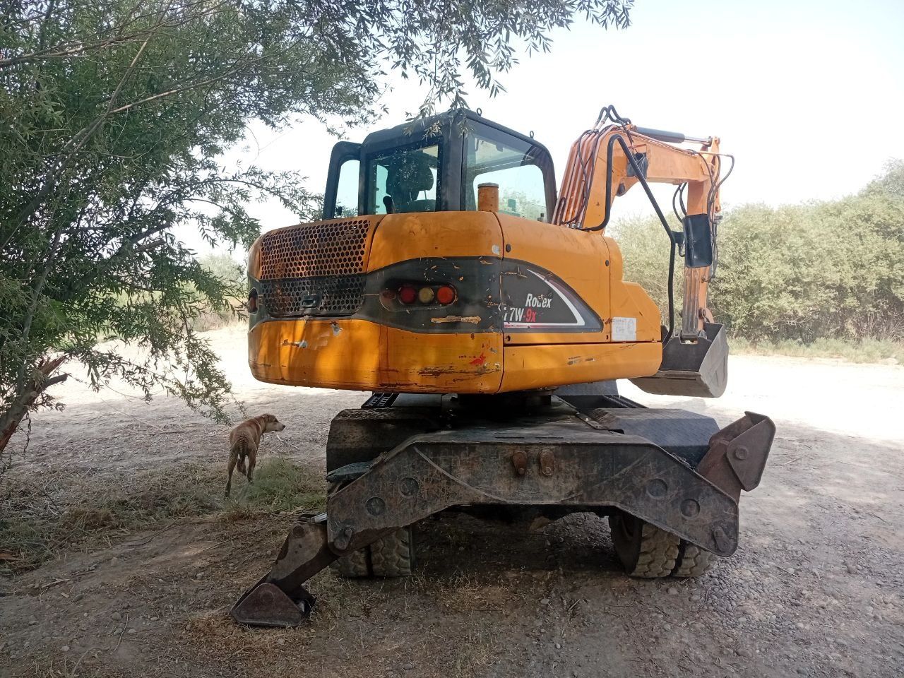 Rodex 77w-9x 24000$