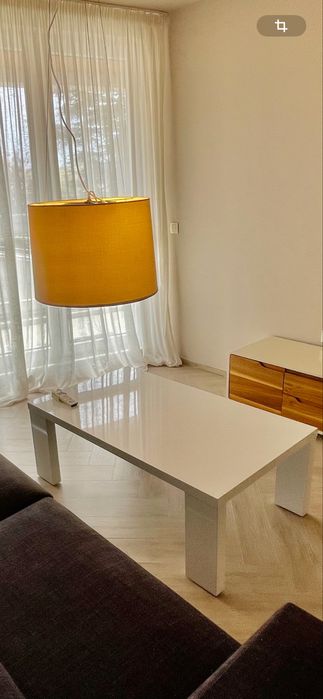 Холна маса без забележки